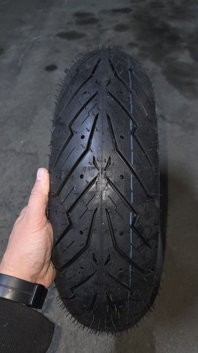 Шина на скутер pirelli