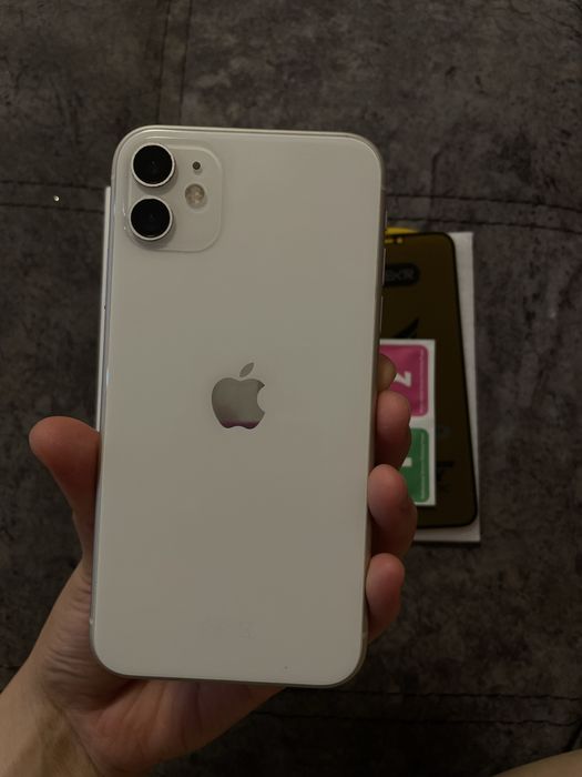iPhone 11 white 64 ГБ