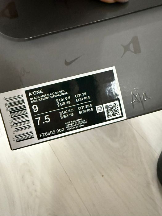 Маратонки найк 40 размер