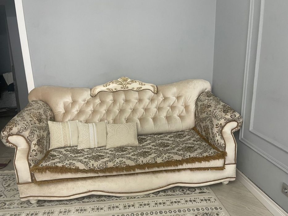 Продам диван 2 метровый