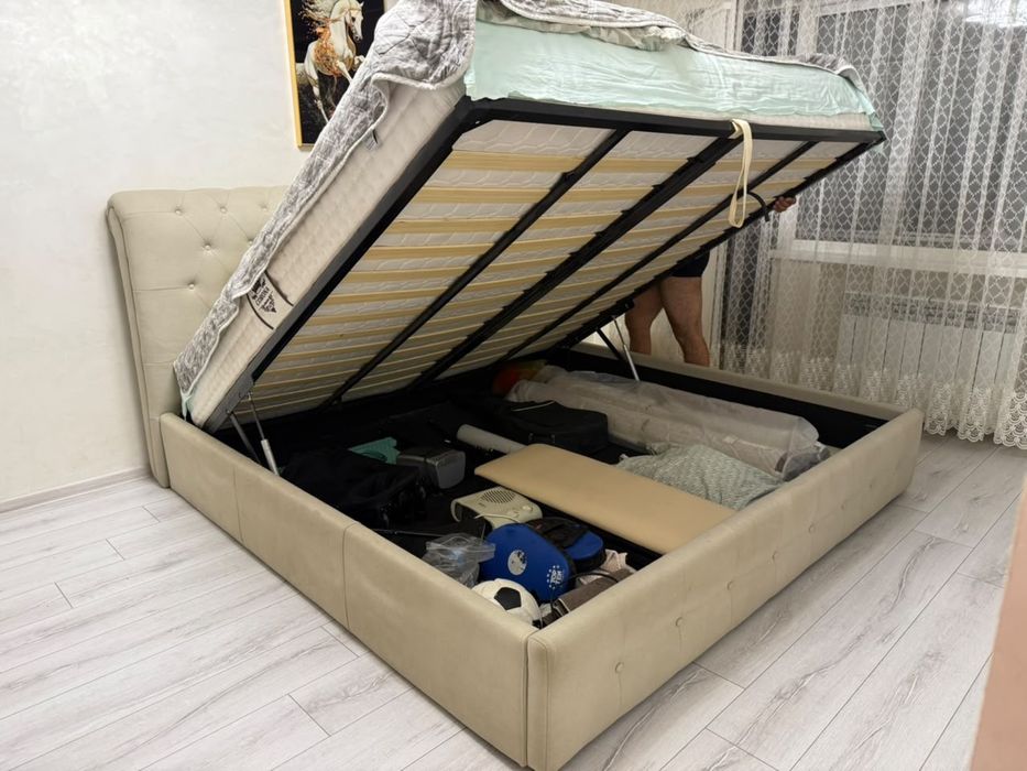 Продам  кровать