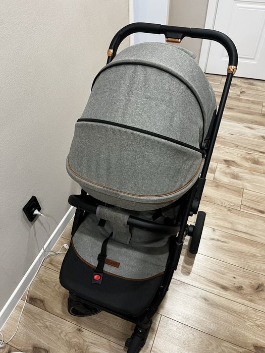 Продам детскую коляску