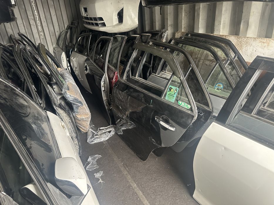 Дверьы на камри 50, 55