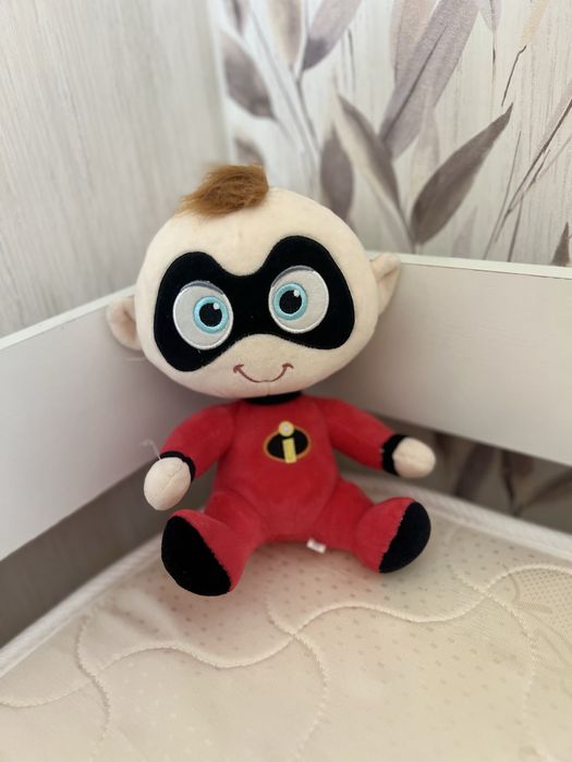 Игрушки все по 500 тг.