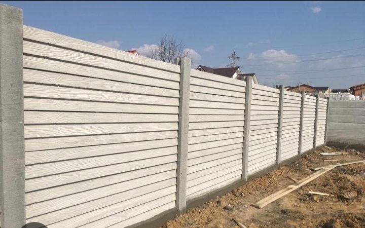 Vindem garuri din beton