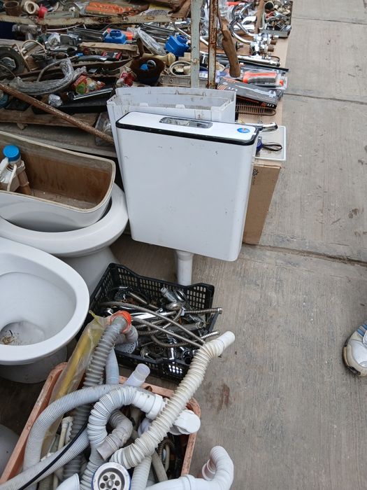 Бачок и крышка.   .