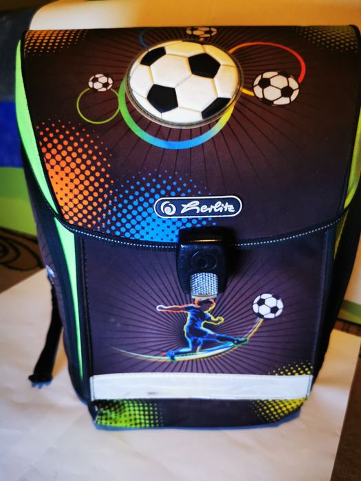 Ученическа раница