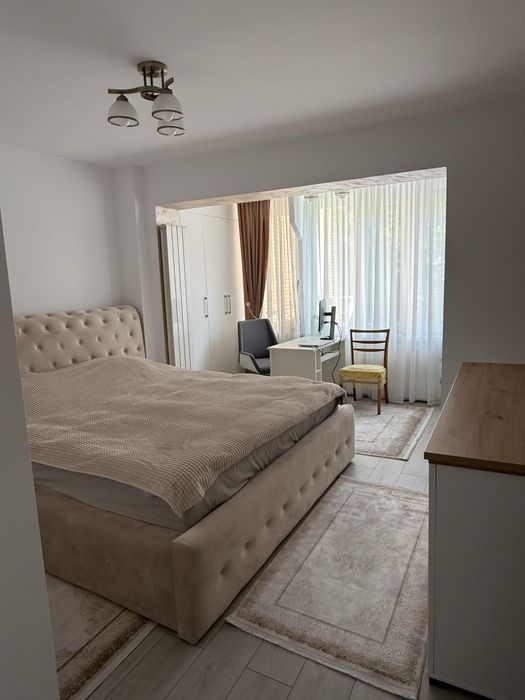 Apartament 3 camere - 1  Mai - Insula - Facultatea de Medicina