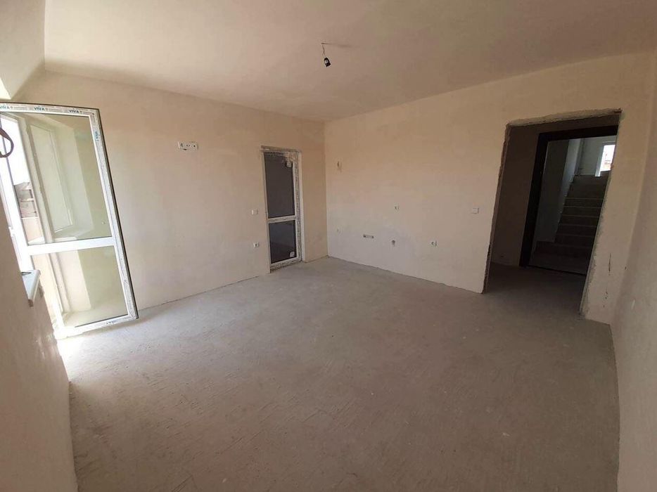 Продава се Двустаен апартамент в Бургас, Сарафово - 56 кв.м за 1215 €/кв.м - Снимка #4