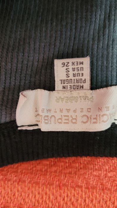 Vand haine de fete mărimea S