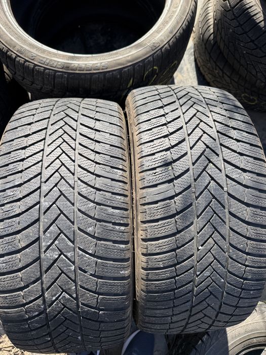 245/40 18,Anvelopa de iarna Bridgestone .dot 2022