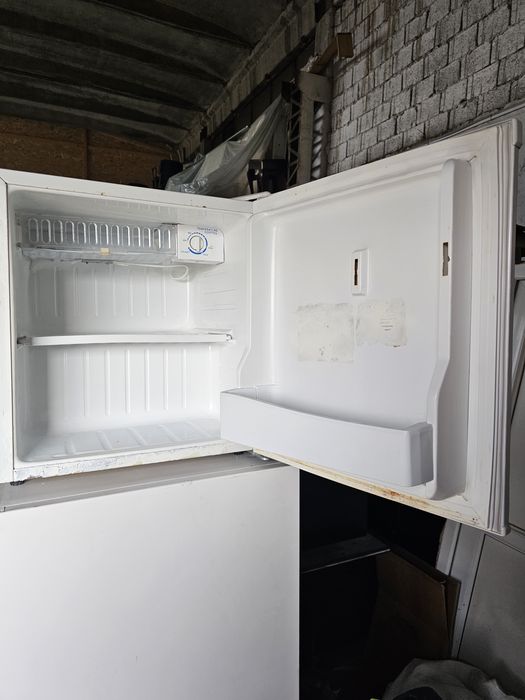 Frigider bar mini frigider samsung