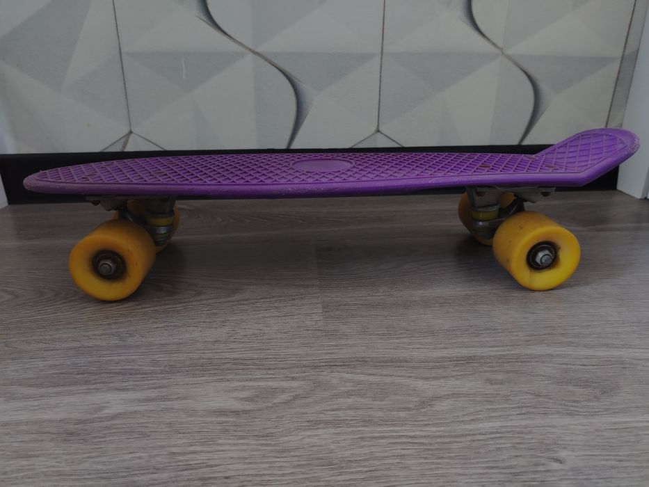 Пенниборд в двух расцветках