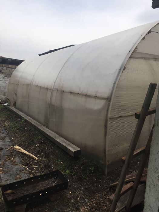 Продаю теплицу