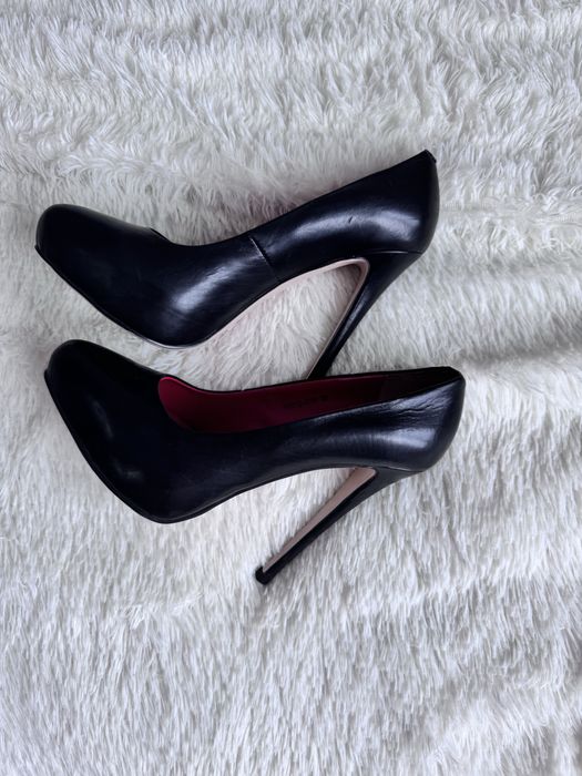 Туфли кожанные на высоком калуке