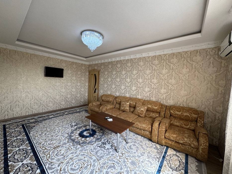 Продается 2 ком. Квартирп на 3 этаже площадью 47 кв.м. В Микрорайоне