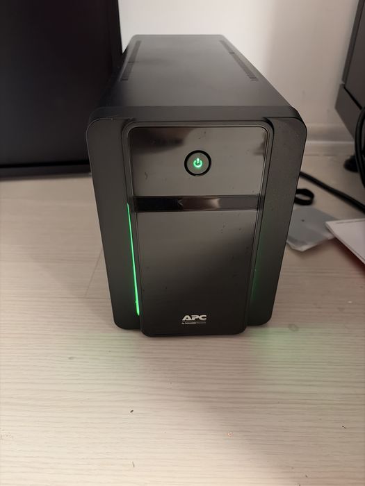 UPS APC BX2200MI-GR Line-Interactive 230V, 2200VA, 1200W, 4 prize Schuko