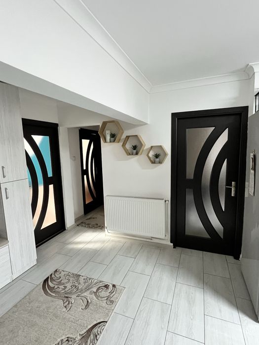 Apartament 3 camere micro 16