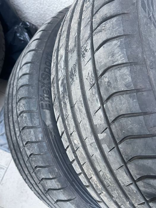 Джанти с летни гуми 19  ки ет30