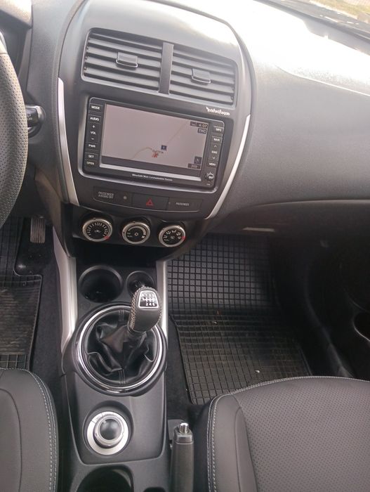 Митсубиши АСХ 1.8 ДИД 4х4 всички екстри