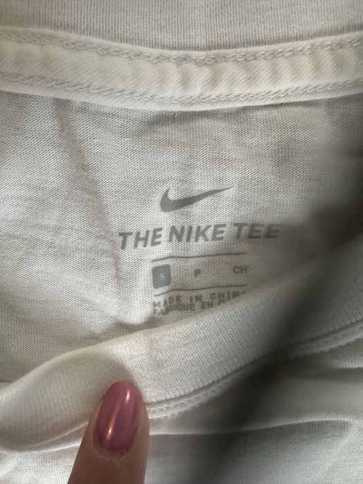 Дамски спортен комплект Nike