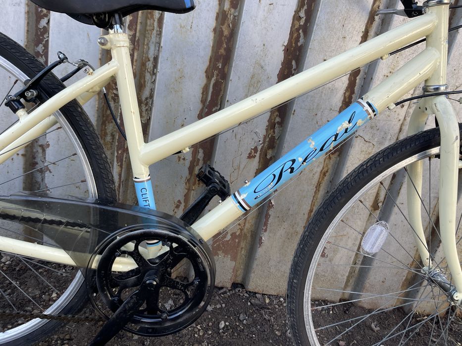 Bicicleta cadru dama real roti 28”