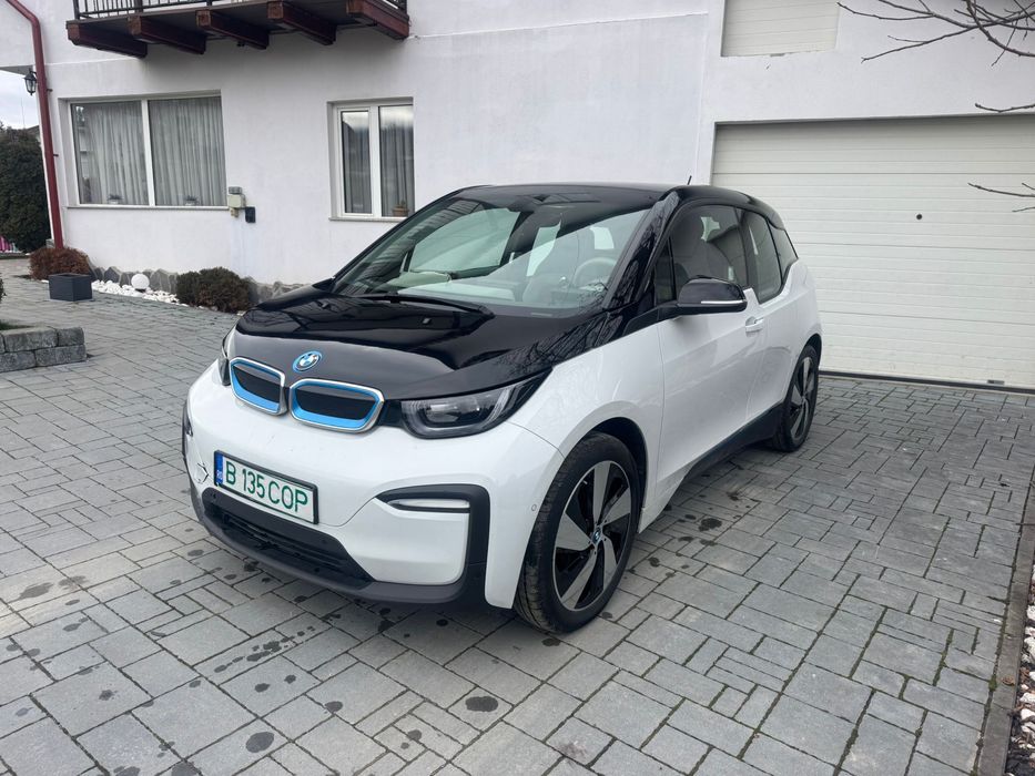Bmw i3 usor avariat