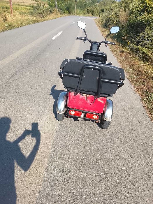 Triciclu electric de vanzare
