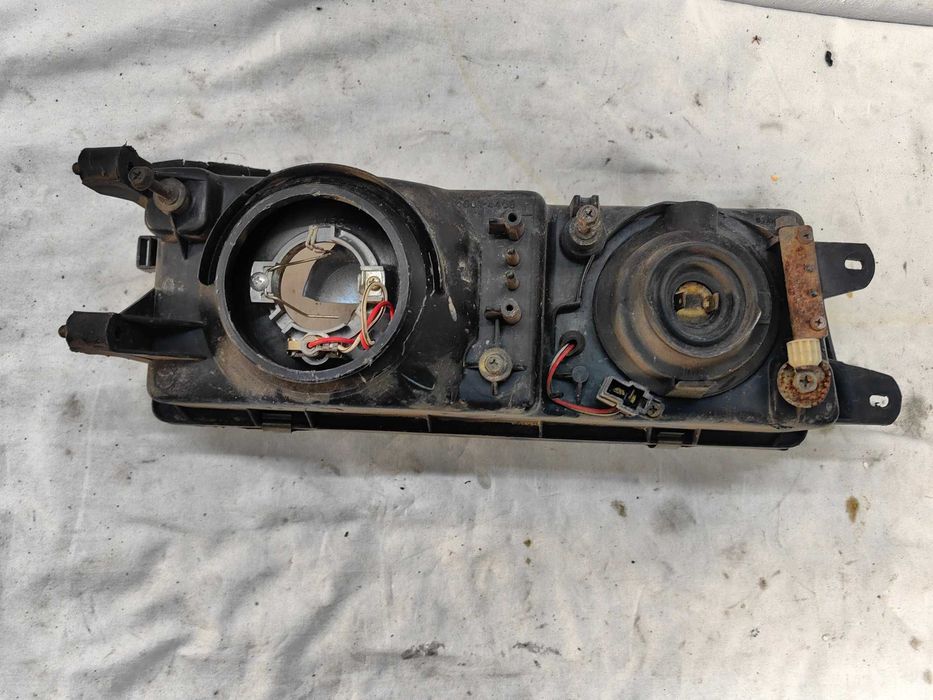 Оригинален фар Mitsubishi Colt