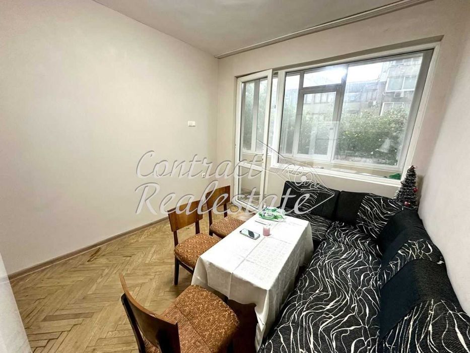 Дава се под наем Двустаен апартамент в Варна, Център - 45 кв.м за 331.5 € - Снимка #2