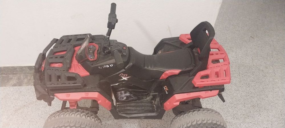 Mashinachalar srochna sotiladi yap yangi hali  pulini telda kelishamiz