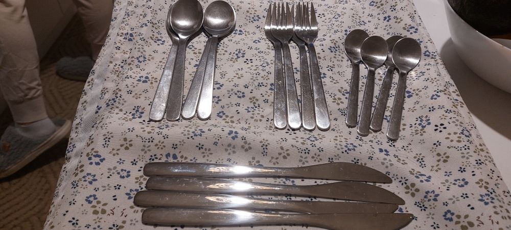 Комплект прибори 16бр на икеа