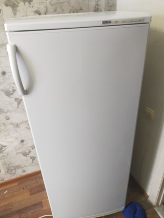 Продам морозильник