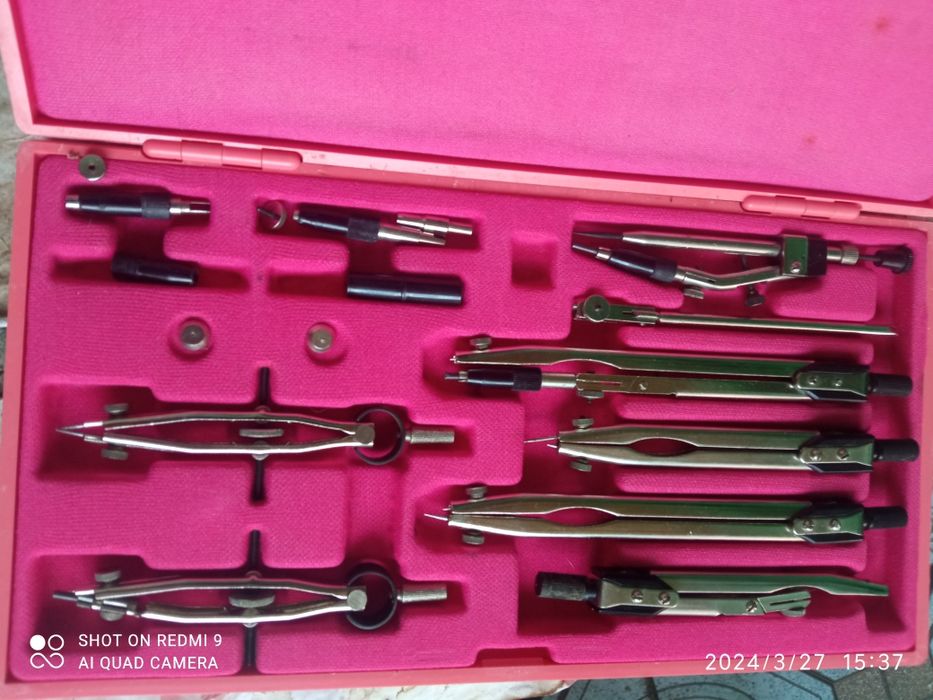 Trusa compas Richter