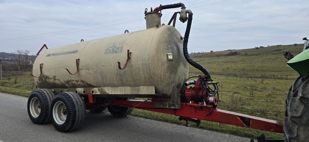 Vidanja cisterna tandem 6000 l apa dejectii