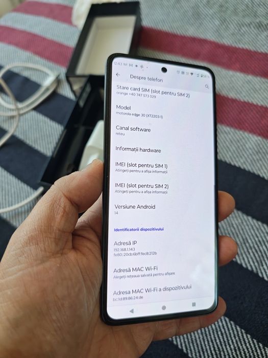 Motorola Edge 30 – Super subțire, ecran 144Hz. Ca nou, la cutie!