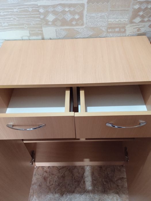 Обувной шкаф в идеальном состоянии