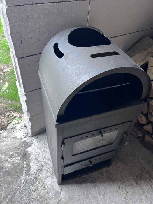 Semineu pe lemne ,9 kW