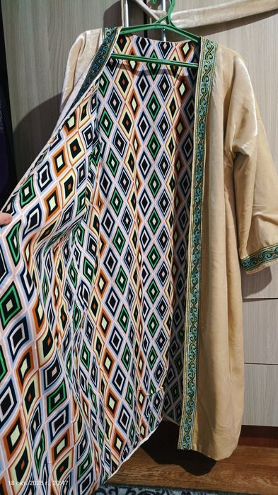 Қазақша шапан сатылады