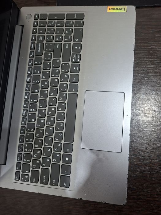 Продам ноутбук lenovo ideapad 3