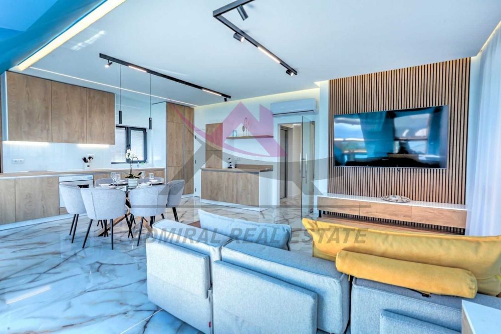 Дава се под наем Четиристаен апартамент в Варна, Галата - 140 кв.м за 2194.02 € - Снимка #2