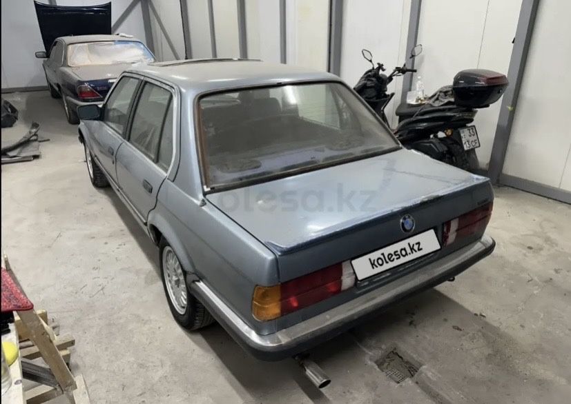 Продам BMW 318 год 1987