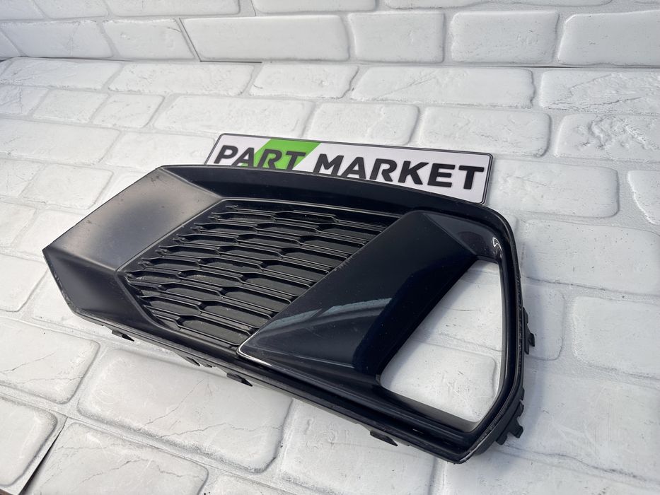 Лява решетка AUDI A7 C8 S Line 4K8807681B 4K8807151A