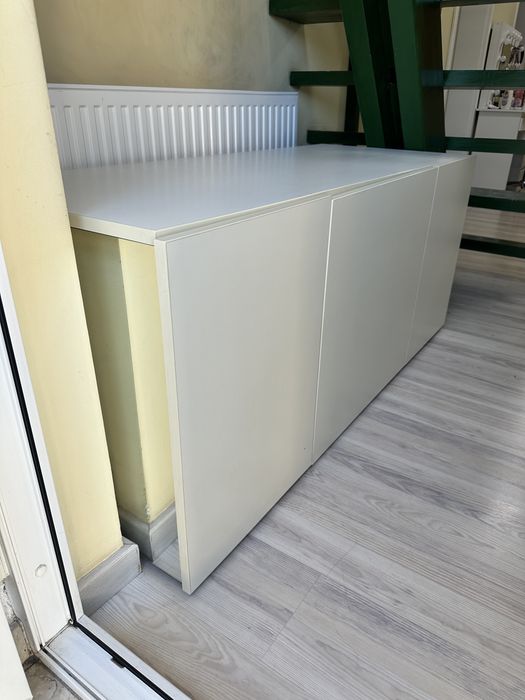 Dulap alb cu sertare