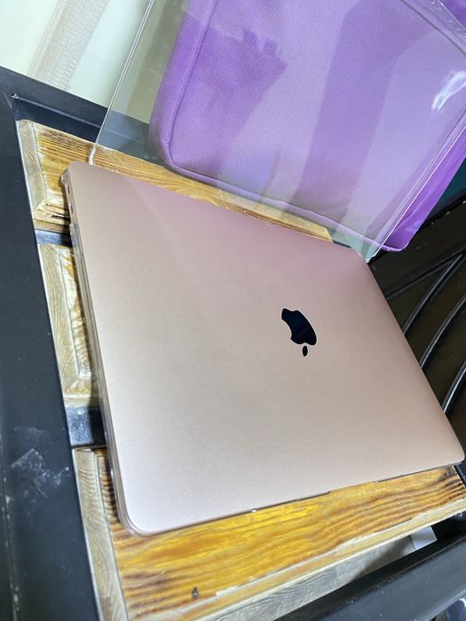 MacBook Air M1 13