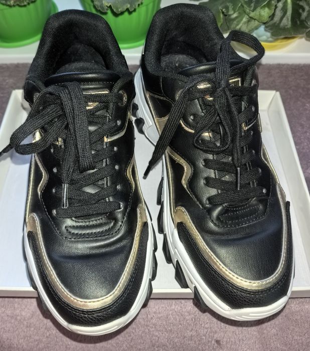 Маратонки Сникърси Guess