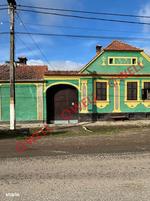 De vânzare casă familială în loc. Cața.