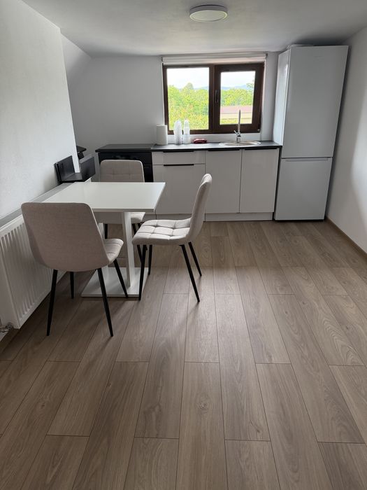 Inchiriez apartament in Valenii de Munte
