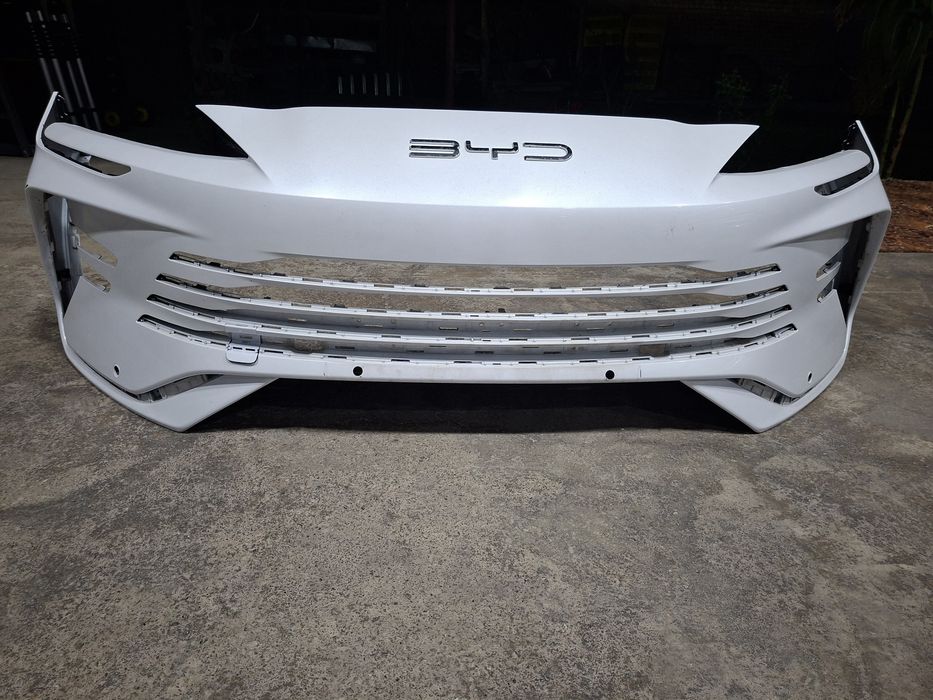 BYD chimpion giprid bamfer va tagidagi plasmas spolleri bilan sotila
