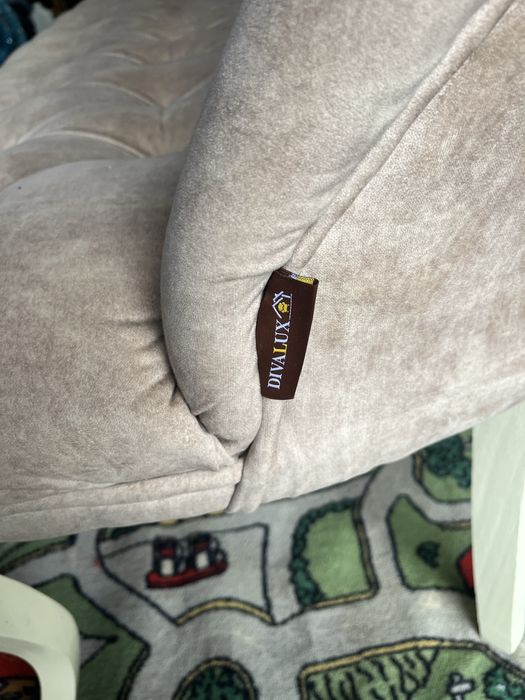 Продам диван.